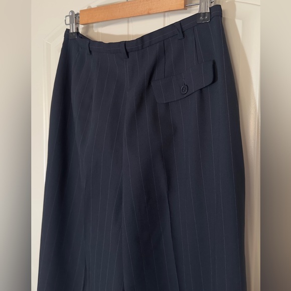 GIORGIO ARMANI LE COLLEZIONI PLEATED PINSTRIPE TROUSER - Picture 5 of 11